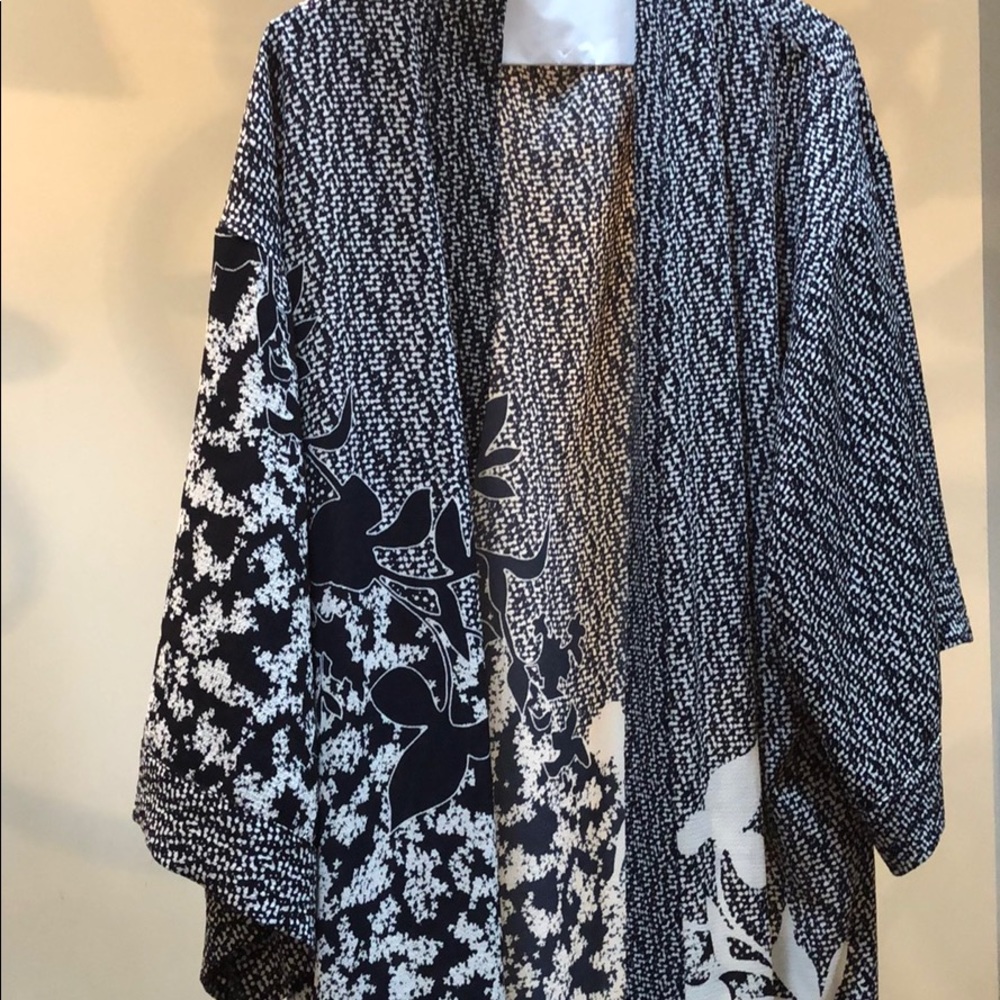 Blue and white kimono